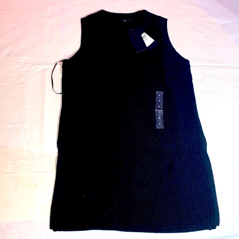 Guess sweater tunic  pullover sleeveless knit wool side slit crew neck classic S